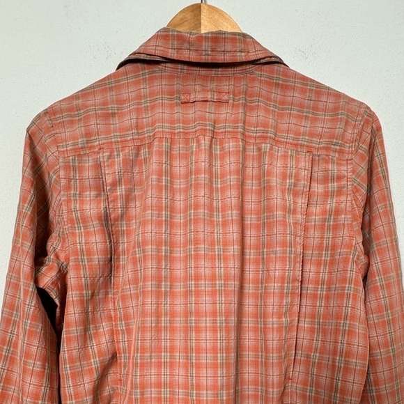 Duluth Trading Sidewinder Plaid Button Up Shirt Orange Roll Tab Outdoor Small - Picture 4 of 9